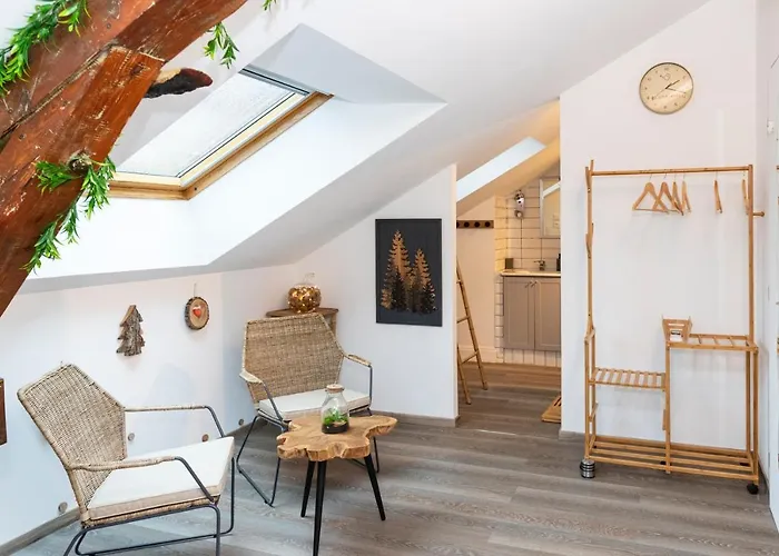 La Ferblanterie בית הארחה