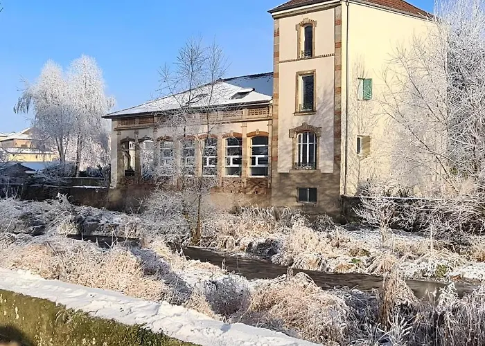 招待所 La Ferblanterie 3*